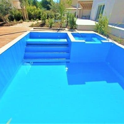 imgi_14_SPA-et-piscine-bleu-france-6-600x400